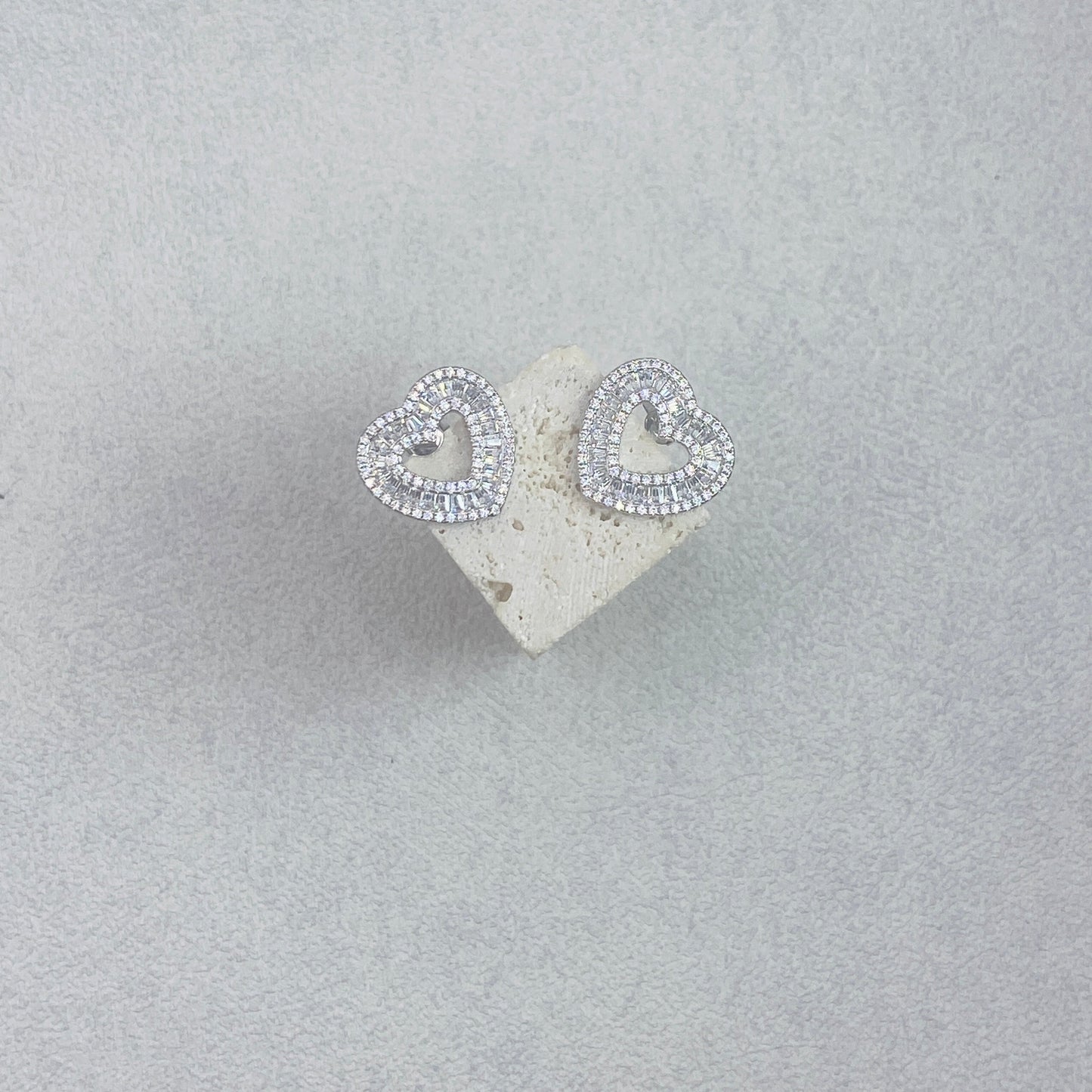Open Heart Studs